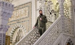 Suriye'de devrimin yıl dönümü! Şara'nın askeri kıyafetindeki çarpıcı detay