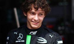 Antonelli: "Verstappen, griddeki çaylakların babası gibi"
