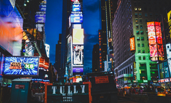2025 reklam pazarı yükselişte: Gelirler 1,14 trilyon dolara koşuyor