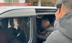 Sahte bilezikleri gerçeği ile değiştirmek isterken yakalandı