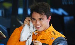 McLaren, De Vries ile nikah tazeledi!
