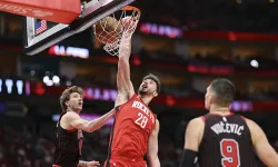 Alperen Şengün’den double double yaptı Husten kazandı