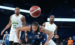 Anadolu Efes kaybetmeye devam ediyor