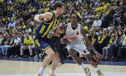 EuroLeague'deki Türk derbisinde Fenerbahçe Beko Anadolu Efes'i mağlup etti!
