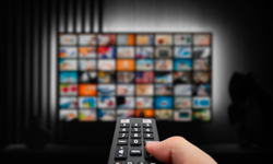 Bugün TV'de ne var? 15 Ocak 2026 Miraç Kandili özel yayınları ve dizi rehberi! Survivor yeni bölüm saat kaçta?