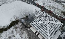 Arnavutköy'de fabrika yangını!