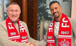 Futbolu bırakmıştı geri döndü! Nani 39 yaşında imzayı attı