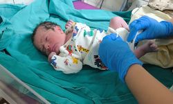 Yılın son bebeği Siirt'te dünyaya geldi