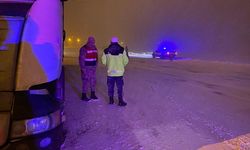 Kars-Ardahan kara yolu ağır tonajlı araç trafiğine kapatıldı