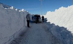 Erzurum'da ekipler seferber oldu: 4 saat süren zorlu mücadele