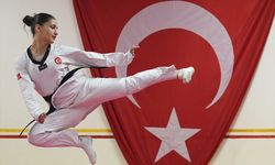 15 yaşında Avrupa'ya hükmetti: Bileği bükülmüyor