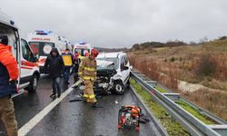 Otoyolda 12 araçlık zincirleme kaza: Ölü ve yaralılar var