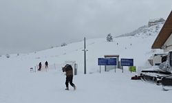 Karabük, Kocaeli ve Zonguldak'ta kar yağışı hayatı olumsuz etkiliyor