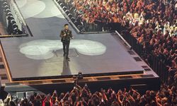 Tarkan'dan İstanbul'da ikinci konser: Soğuk havaya aldırış etmediler