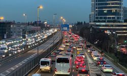 İstanbul'da trafik yoğunluğu yüzde 85 oldu