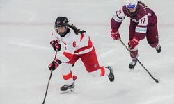 Buz Hokeycilerimiz turnuvayı galibiyetle kapattı