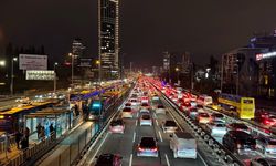 İstanbul'da akşam trafik yoğunluğu yüzde 85'e çıktı