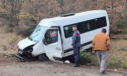 Karabük'te korkutan kaza: 17 kişi yaralandı