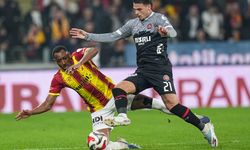 Göztepe sahasında Fatih Karagümrük'ü 2-1 mağlup etti