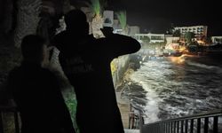 Aydın’da fırtına nedeniyle 3 işçi denize düştü: 1 ölü