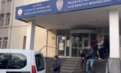 Birlikte oldukları iş adamlarına şantaj yapıyorlardı: O çete çökertildi