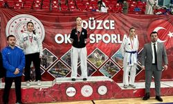 Düzceli genç karateciler tatamiye çıktı