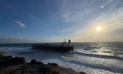 Bozcaada'da karaya oturan tanker 12 gün sonra kurtarıldı