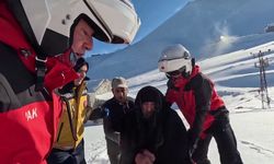 JAK kar kış dinlemedi: Kalp krizi geçiren hastaya ulaştı