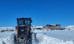 Malatya'da karla mücadele: 176 köy yolu ulaşıma açıldı