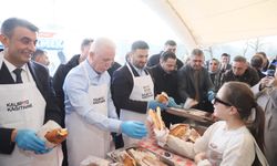 Kağıthane’de dev lezzet şöleni! Doyasıya eğlendiler