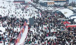 Yarı yıl tatili Erciyes'e yaradı! 320 bin kişi akın atti