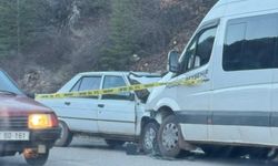 Konya’da otomobil ile yolcu minibüsü çarpıştı: 1 ölü, 1 yaralı