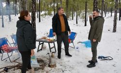 Köyceğiz Kaymakamı vatandaşların kar keyfine ortak oldu