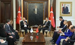 Bakan Yerlikaya BM Mülteciler Yüksek Komiseri ile görüştü