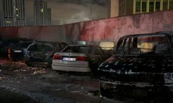 Maslak'ta otopark yangını: Araçlar küle döndü