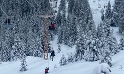 Uludağ'da korku dolu anlar: 40 tatilci telesiyejde mahsur kaldı