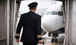 ABD'de film gibi skandal! 4 yıl boyunca kaptan kılığında bedavaya uçtu