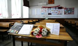 Adana'da yürek burkan karne günü: Ada ve Mert çiçeklerle anıldı