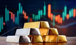 Altın ve gümüş yeni haftaya da düşüşle başladı