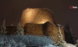 İstanbul'da kar yağışı: Aydos kalesi beyaza büründü