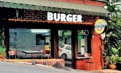 Şifreyle müşteri alan hamburgerci bakın kendini nasıl savundu!