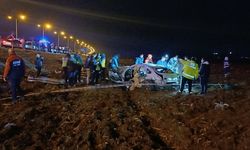 Batman'da feci kaza: Araçlar şarampole yuvarlandı 3 ölü, 3 yaralı