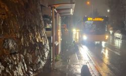 1 aylık bebeği otobüs durağına bıraktılar!