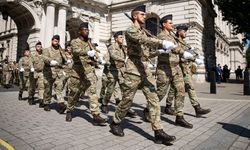 Belçika'da zorunlu askerlik gündemde