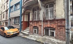 Beyoğlu'nda şüpheli ölüm: İngiliz adam arkadaşının evinde ölü bulundu