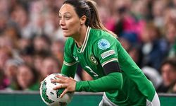 kadın futbolcu kullandığı taç atışıyla yeniden gündem oldu