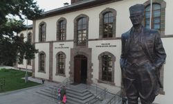 Cumhuriyetin temellerinin atıldığı tarihi binası için ‘’yıkılabilir’’ kararına tepki