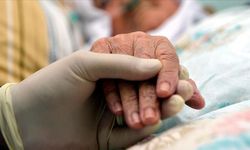 Evde bakım yardımında yeni dönem: Heyet raporu zorunlu oldu