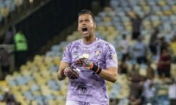 Fluminense, 45 yaşındaki kalecisi Fabio ile sözleşme uzattı