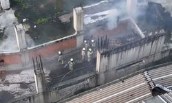 Gaziosmanpaşa’da yangın paniği! İtfaiyeciler duvarı kırarak müdahale etti